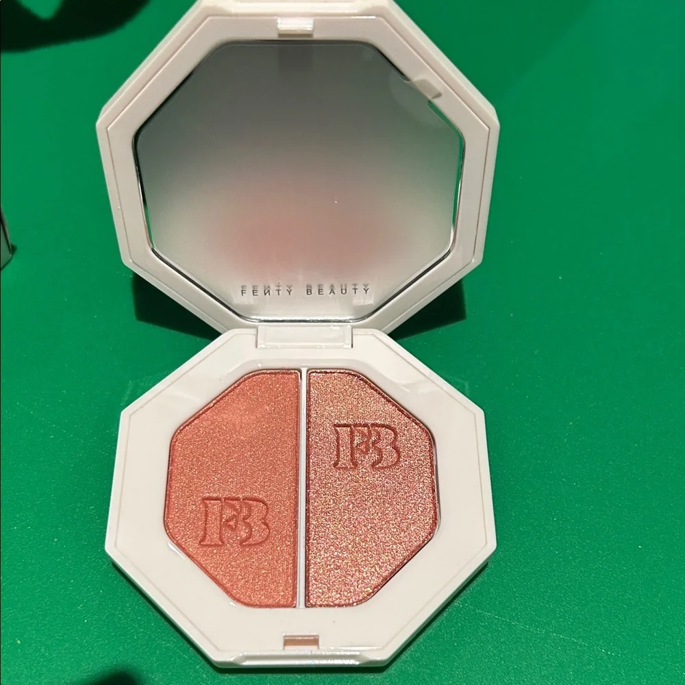 Fenty Beauty Killawatt Freestyle Highlighter Duo - Moscow Mule and Ginger Binge - Picture 4 of 4